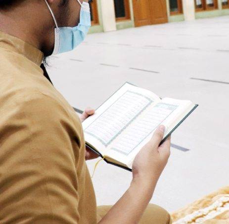 Satisfied clients sharing their positive experiences with Quran Preaching's services